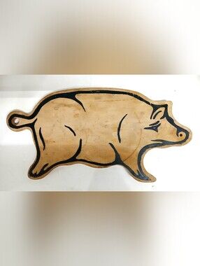 Vintage Wooden Pig Cutting/Serving Board in Natural Wood and Black